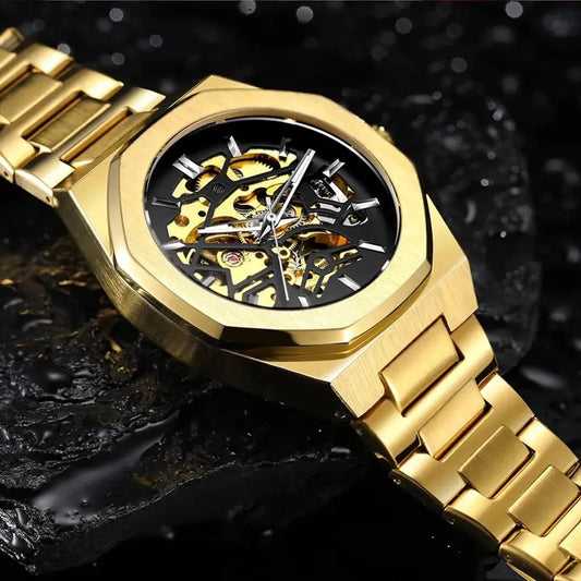 Titan Skeleton dorado
